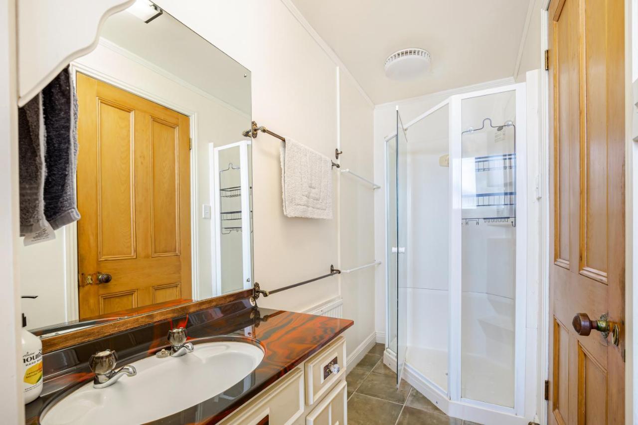 4Bed Spacious Villa In Chatswood Auckland Extérieur photo